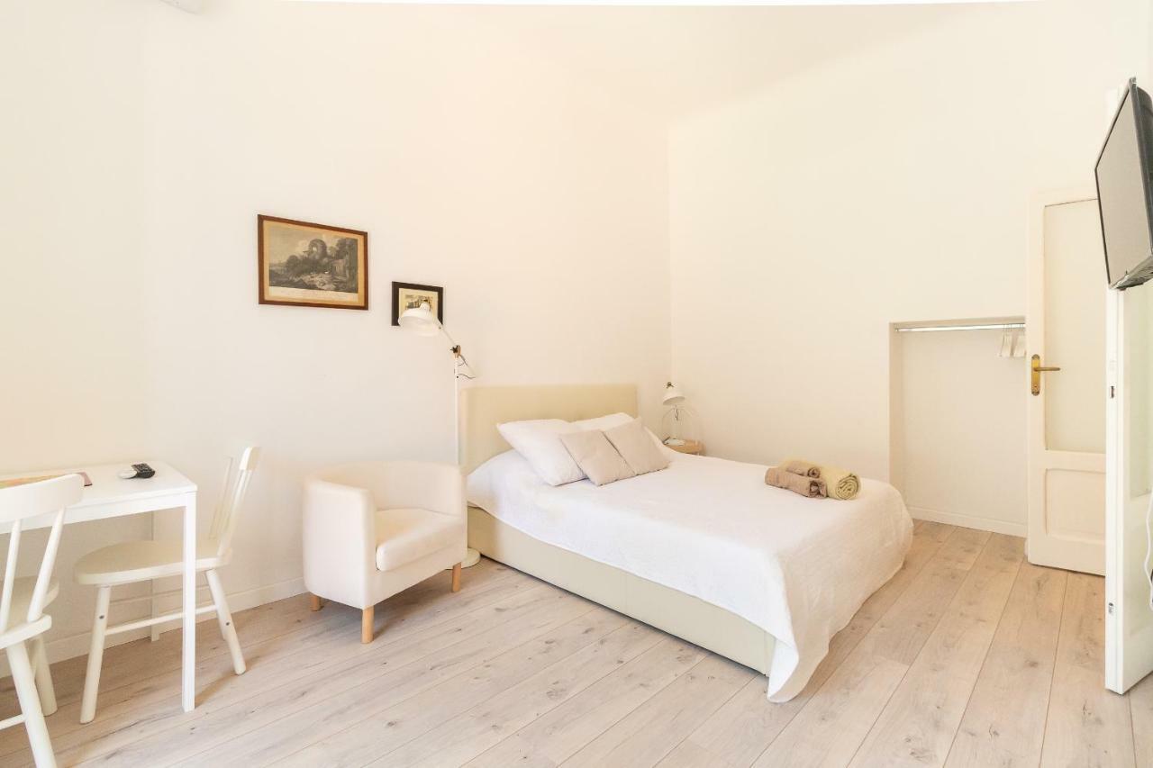 Ferienwohnung Alessia'S Flat Crocetta M3 Mailand Exterior foto